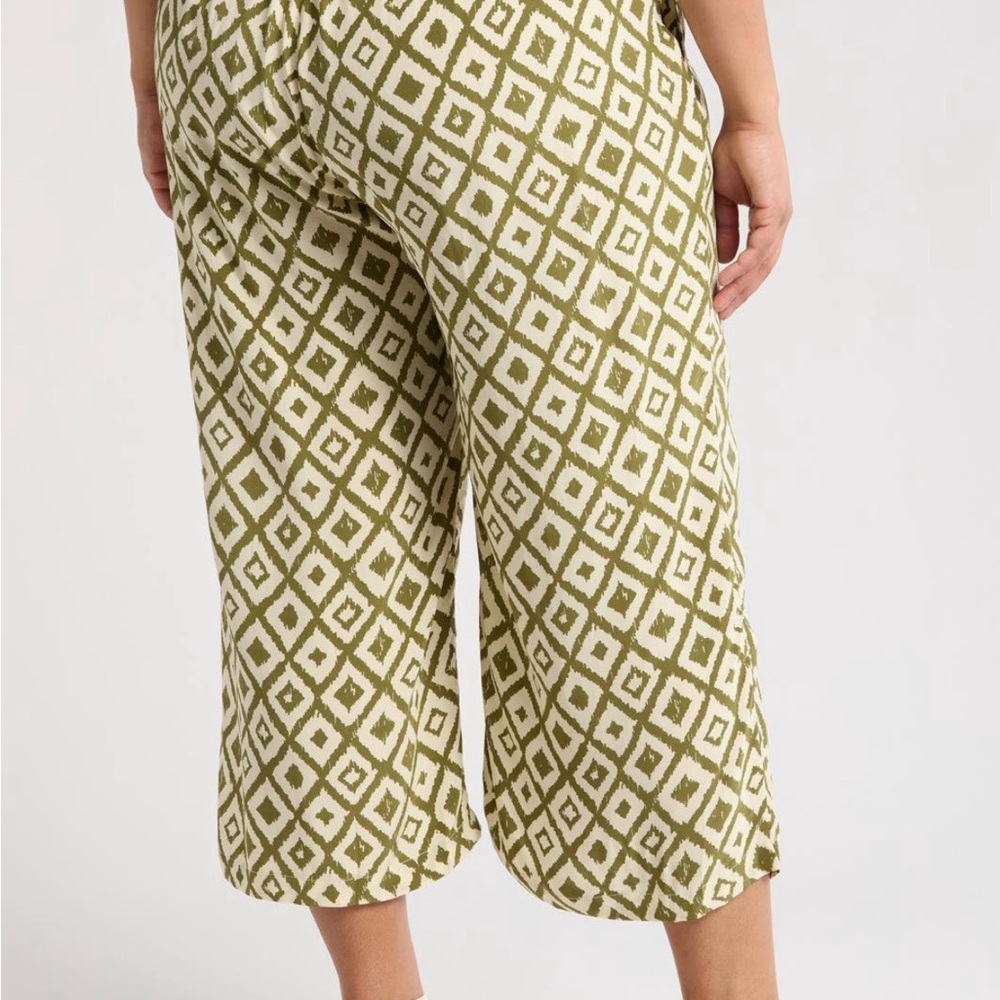 T Tahari Crop Wide Legged Palazzo Pants 3X 🥳HOST PICK🥳 - Picture 2 of 4